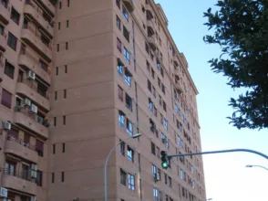 Local comercial en calle de Dolores Marqués