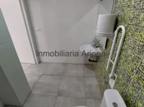 Local comercial en callejón de la Cerámica