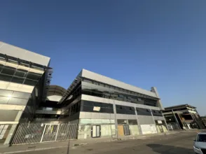 Local comercial en calle Cabellos Hoyos