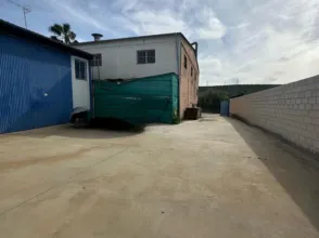 Nave comercial en calle Zafiro