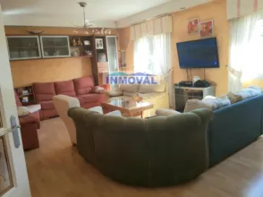 Chalet en Valdepeñas