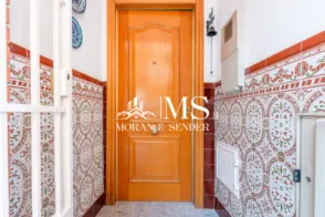 Casa adosada en Carrer del Brillant