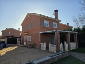 Chalet en Pioz