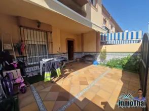 Casa adosada en calle de Joaquín Turina