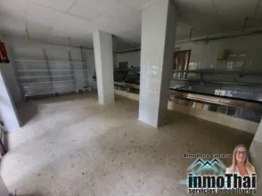 Nave comercial en Avenida de Arcos de la Frontera