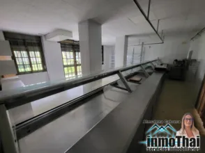 Nave comercial en Avenida de Arcos de la Frontera