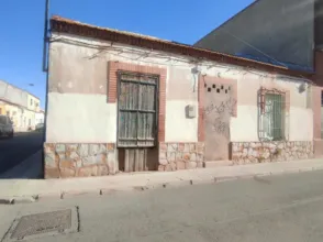 Casa en Los Dolores-Los Gabatos-Hispanoamérica