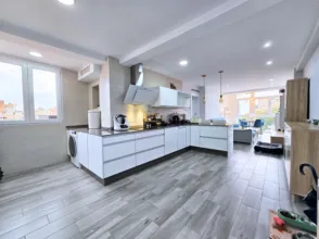 Piso en Avenida de la Reina Victoria Eugenia