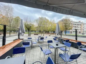 Local comercial en Plaza Anzaran