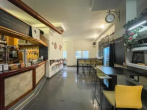 Local comercial en Plaza Anzaran