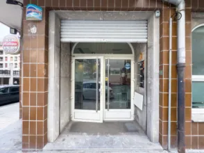 Local comercial en calle Lekaenea