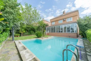 Chalet en Avenida de Valdelacea