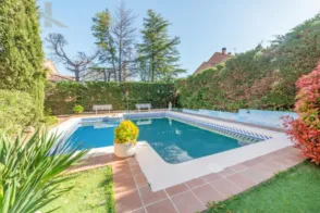 Chalet en calle de Bilbao