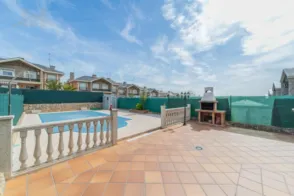 Chalet adosado en calle del Río Jarama