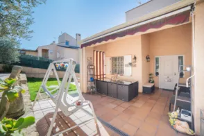 Chalet pareado en calle Playa De Suances