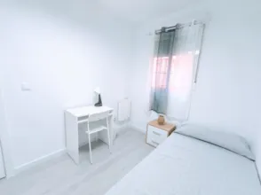Habitación en Avenida de Santa Eugenia