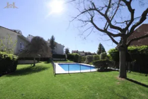 Chalet pareado en Paseo de Somosierra