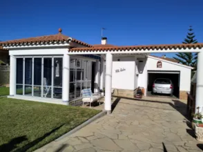 Chalet unifamiliar en calle Brussel-Les