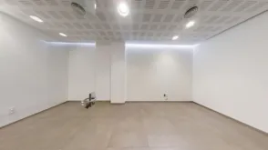 Local comercial en Avinguda del Marqués de Campo, 2