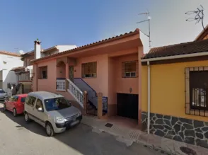 Casa en calle de Avicena, 1