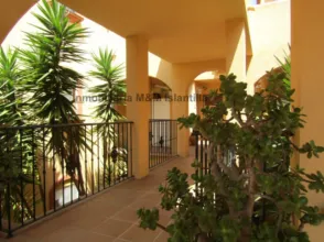 Apartamento en Paseo Torre del Catalan
