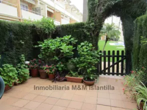 Chalet adosado en calle Cañaveral