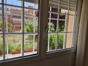 Chalet adosado en calle del Roble, 24