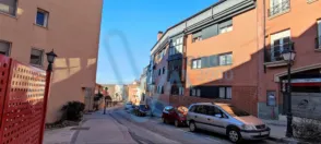 Pis a calle de las Cambroneras