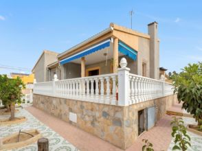Imagen de Nueva Torrevieja, Aguas nuevas