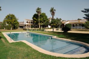 Imagen Dos Hermanas (Pueblo)