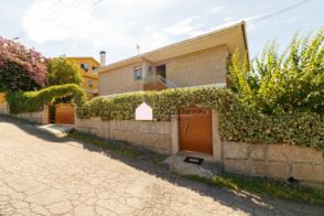 Casa en calle Gulpilleira (A)-Porriño