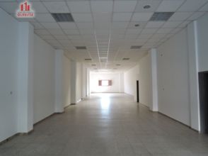 Local comercial en Veintiuno