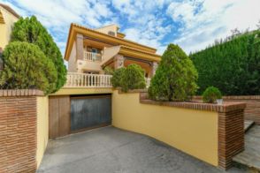 Chalet en Rincon de La Victoria