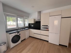 Apartamento en Carretera de Camposoto, cerca de Calle de las Bamberas