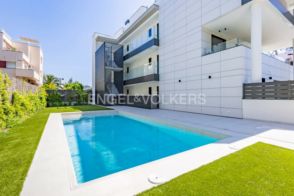 Estupenda planta baja con jardín en Vinyet