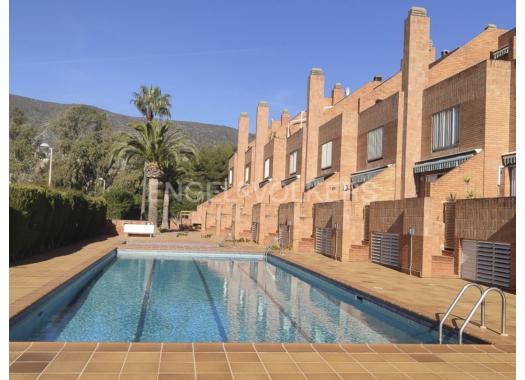 Casa adosada para alquilar en Castelldefels
