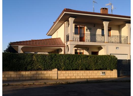 Chalet unifamiliar venta medina de pomar, pomar