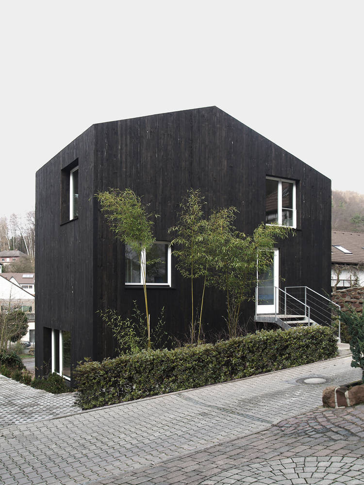 Zwei kleine H&auml;user, por Architekturb&uuml;ro Scheder