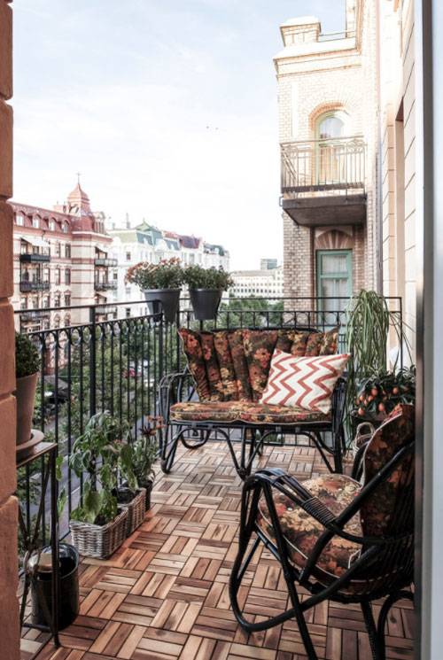 qué muebles escoger para el balcón