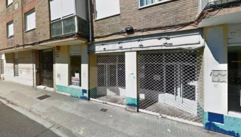 Local comercial en calle de Tello Téllez de Meneses