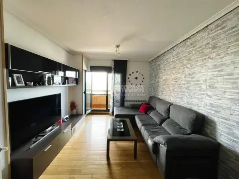 Piso en Urbanización El Quiñón