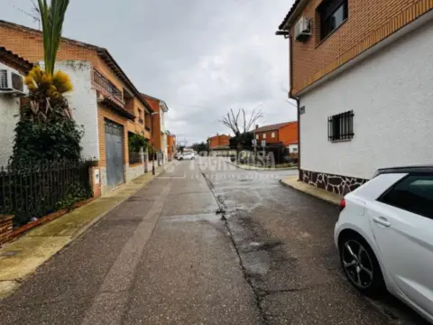 Casa adosada en Polán