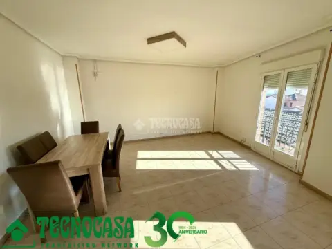 Piso en Magán