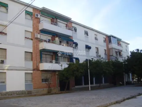 Piso en Fuensanta-Arcángel-Cañero