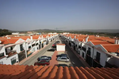 Casa adosada en Obejo
