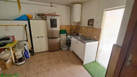 Casa adosada en calle del Río Albardana