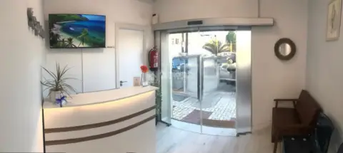 Local comercial en calle Velarde