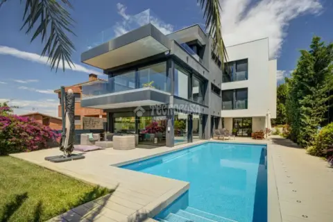 Casa unifamiliar en Mira-sol