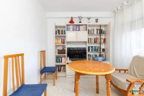 Piso en Oliveros-Altamira-Barrio Alto