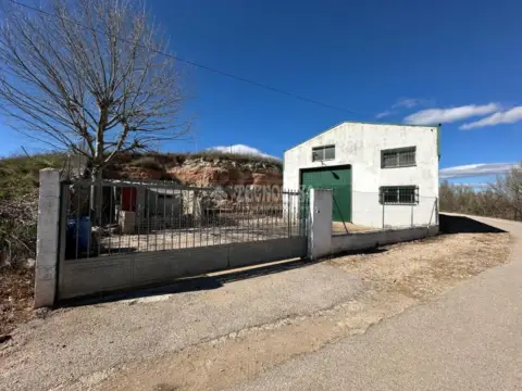 Nave industrial en Aranzueque